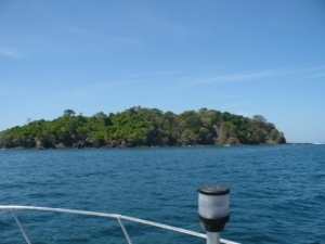 5 ha Awesome Island